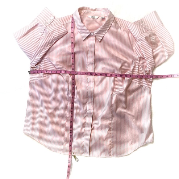 EUC Liz Claiborne 3/4 sleeve button down top - Picture 9 of 10